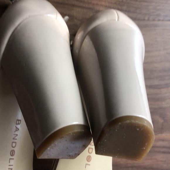 Like new Bandolino size 8.5 - Picture 6 of 11